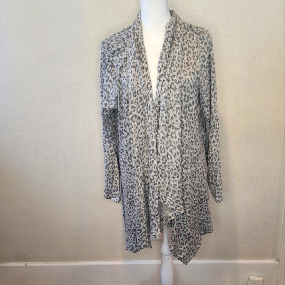 Animal print sweater 1X